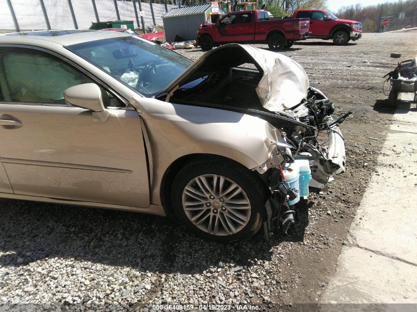 2013 LEXUS ES 350 4DR SDN - JTHBK1GG9D2057978