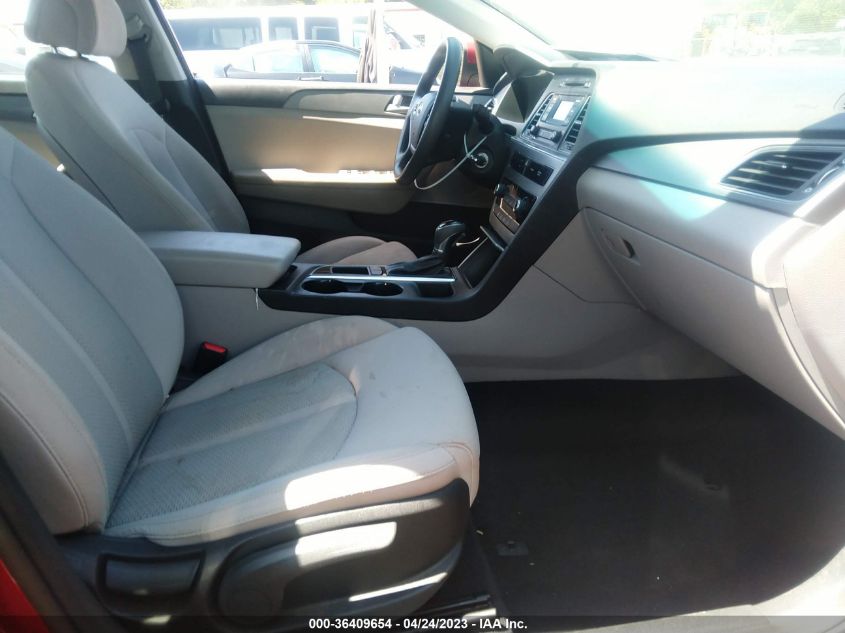 2015 HYUNDAI SONATA 2.4L SE - 5NPE24AF0FH104008