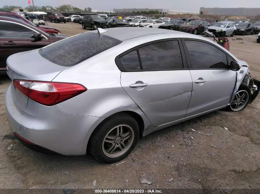 2016 KIA FORTE LX - KNAFK4A65G5518694