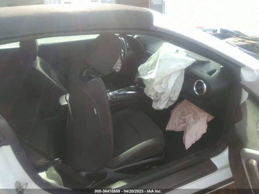 2021 CHEVROLET CAMARO 1LT - 1G1FB3DX1M0111555