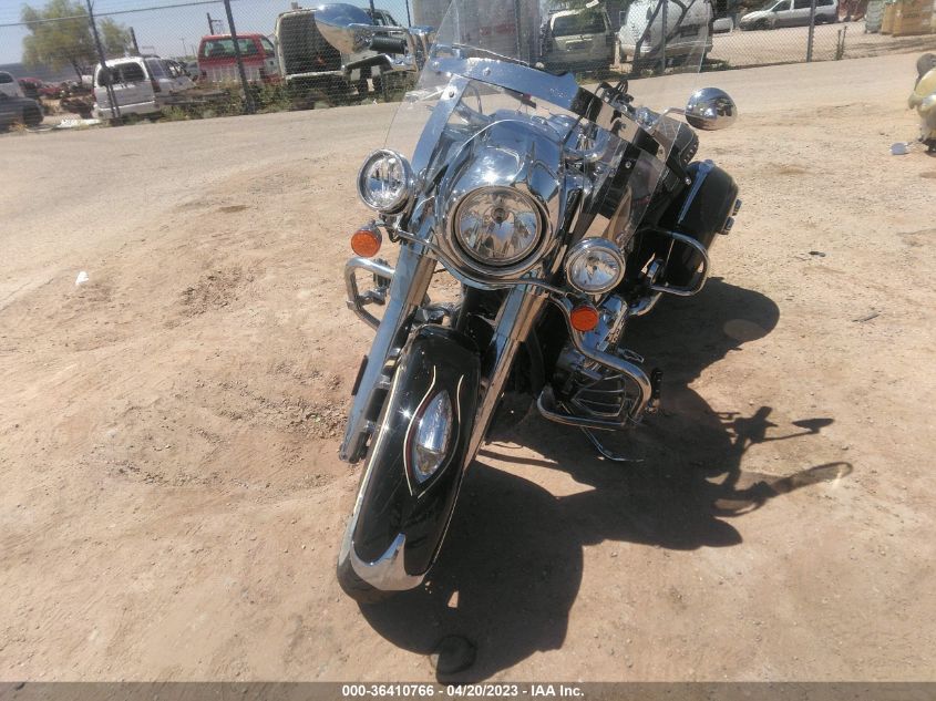 2018 INDIAN MOTORCYCLE CO. SPRINGFIELD 56KTHAAA8J3361974