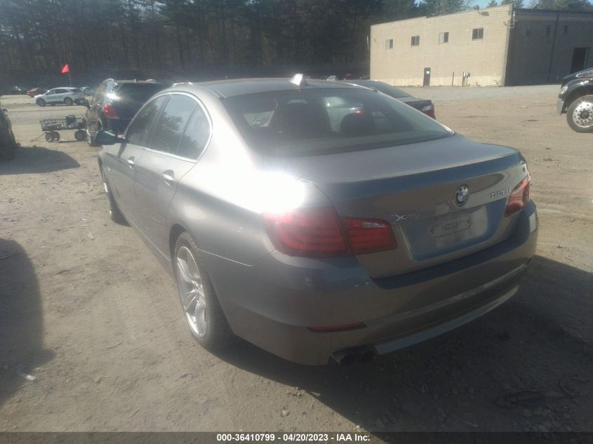 2013 BMW 5 SERIES 528I XDRIVE - WBAXH5C52DD112614