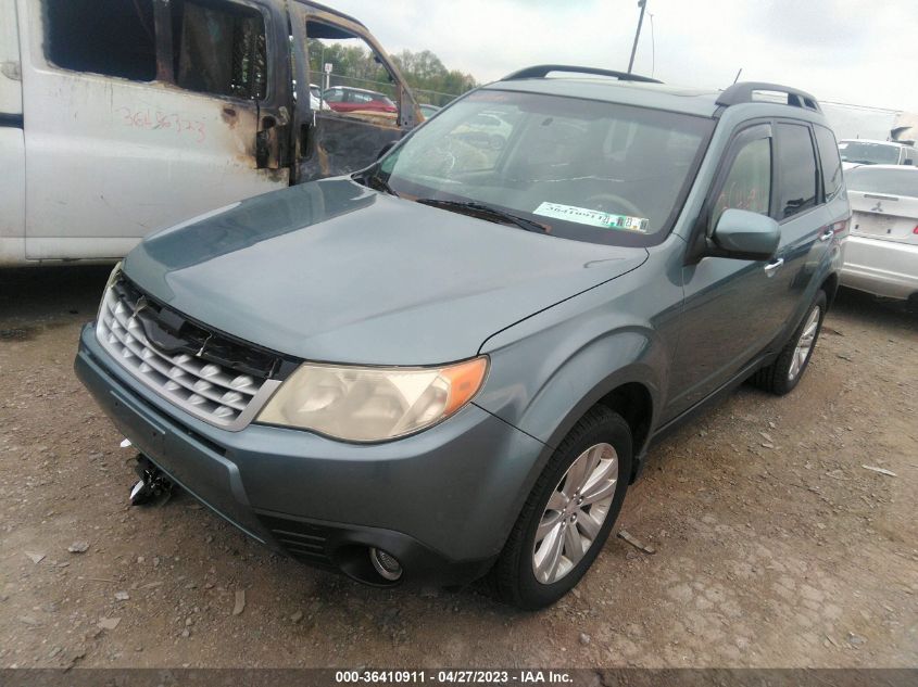 2013 SUBARU FORESTER 2.5X PREMIUM - JF2SHADC1DH401657