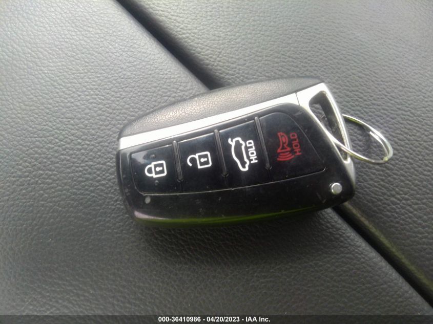 2016 HYUNDAI GENESIS SEDAN PREMIUM KMHGN4JE7GU151045