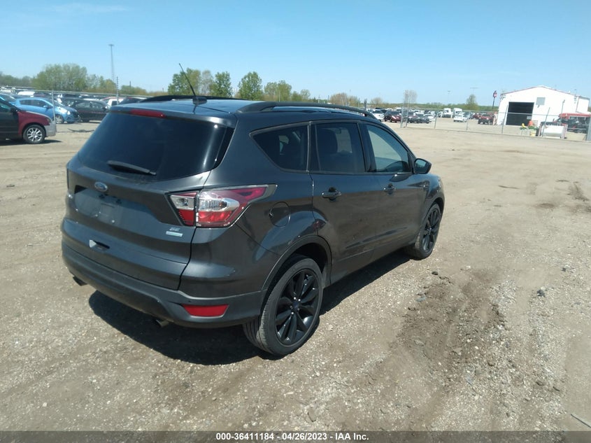 VIN 1FMCU0GD5HUA78803 2017 FORD ESCAPE SE