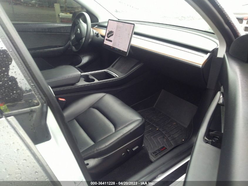 2021 TESLA MODEL Y LONG RANGE - 5YJYGDEE5MF066058
