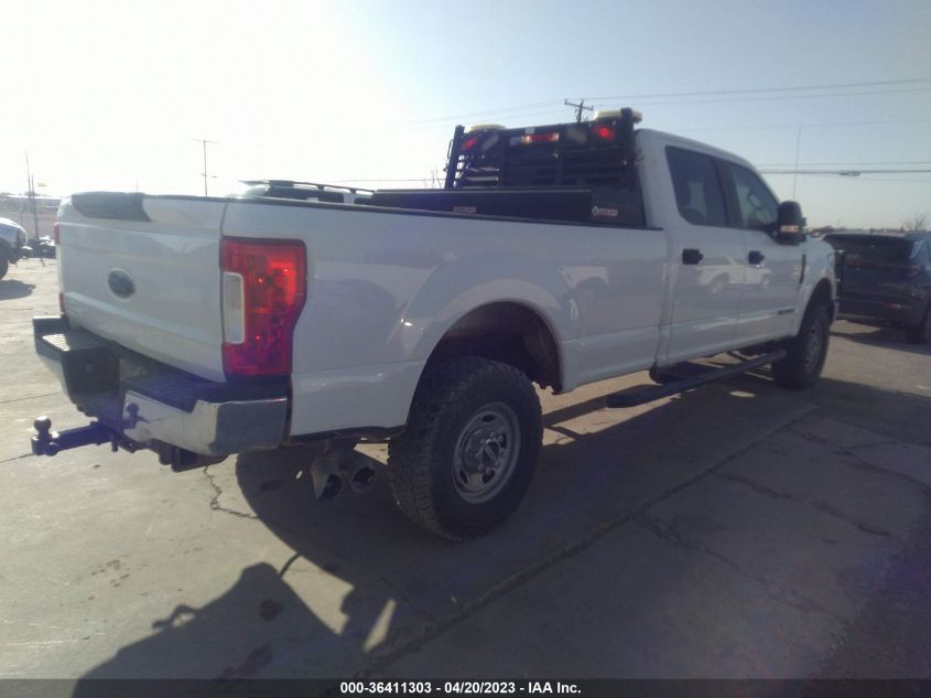 2017 FORD SUPER DUTY F-250 SRW LARIAT/PLATINUM - 1FT7W2BT8HEF21899