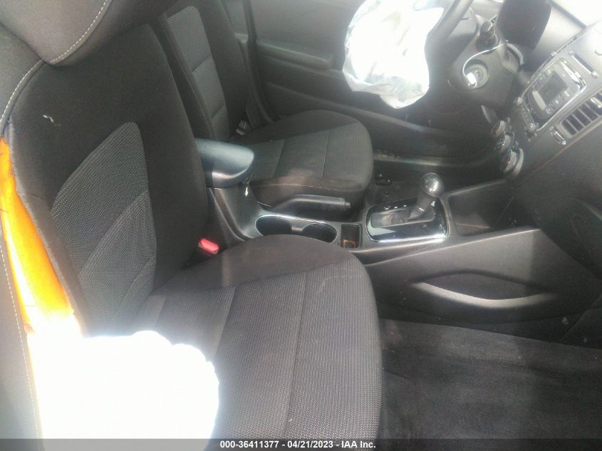 2017 KIA FORTE LX - 3KPFK4A71HE115278