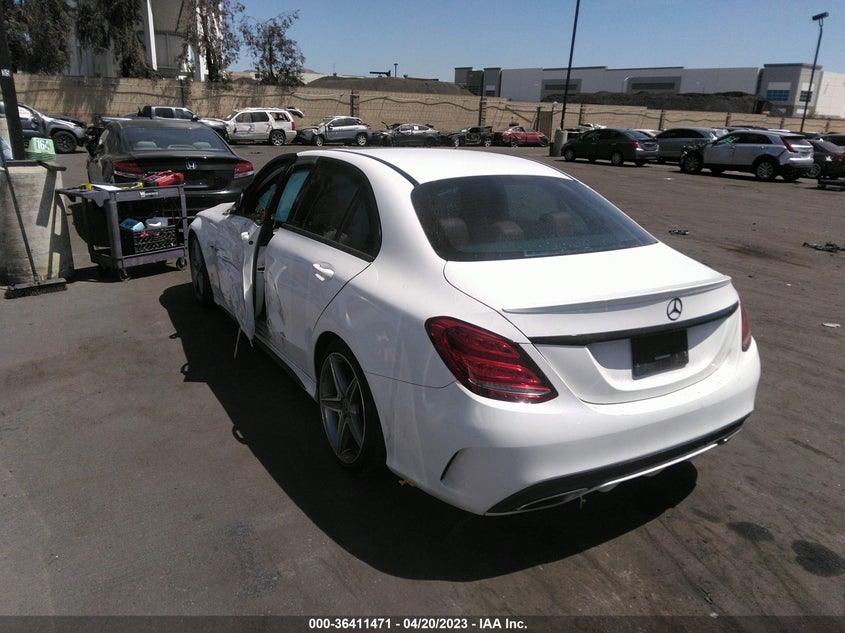 VIN 55SWF4JB0JU246676 2018 MERCEDES-BENZ C-CLASS C 300