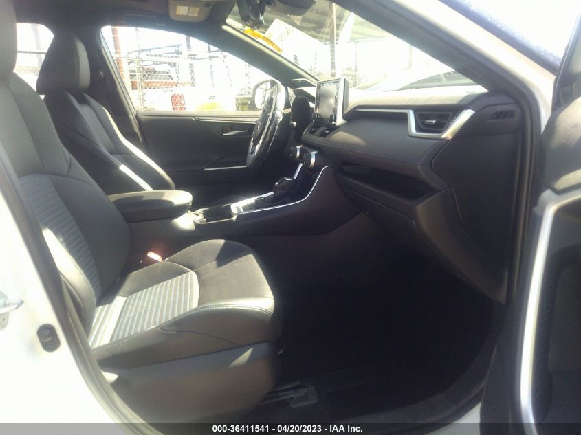 2019 TOYOTA RAV4 HYBRID XSE - JTMEWRFVXKD521704
