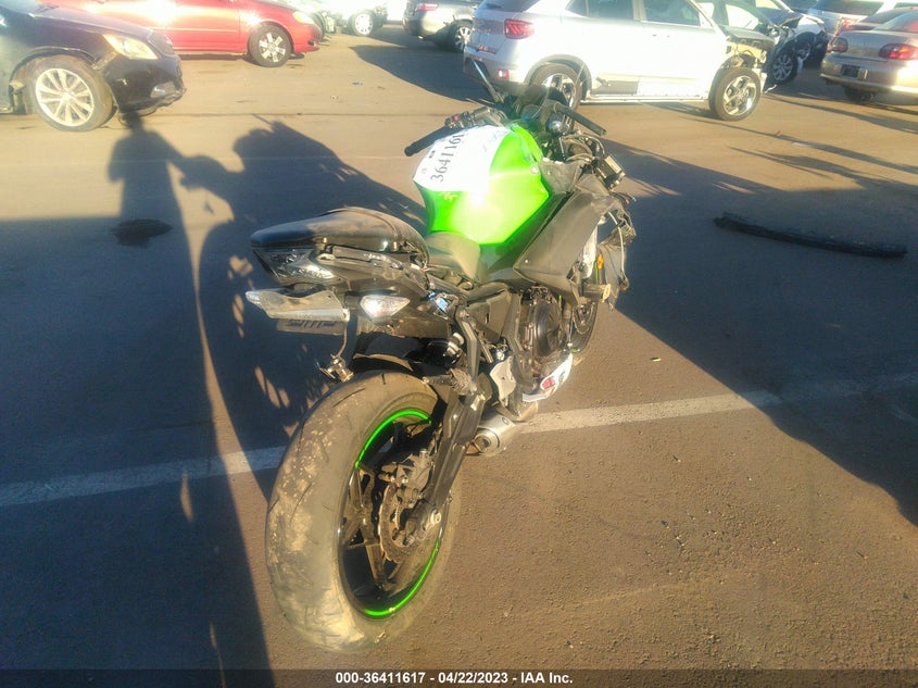 VIN ML5EXEM18NDA64284 2022 KAWASAKI EX650 M
