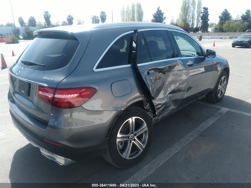 VIN WDC0G4KB5K1001587 2019 MERCEDES-BENZ GLC GLC 300