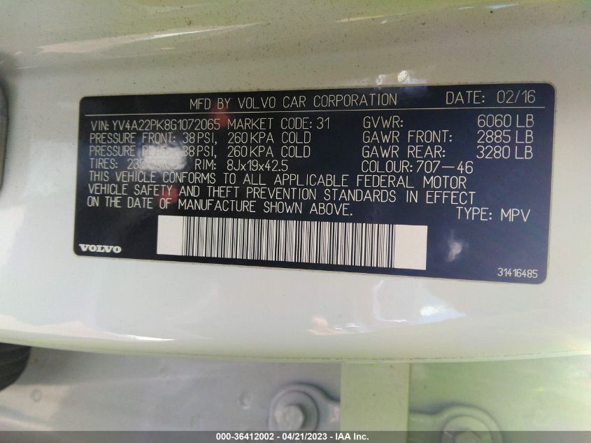 2016 VOLVO XC90 T6 MOMENTUM YV4A22PK8G1072065
