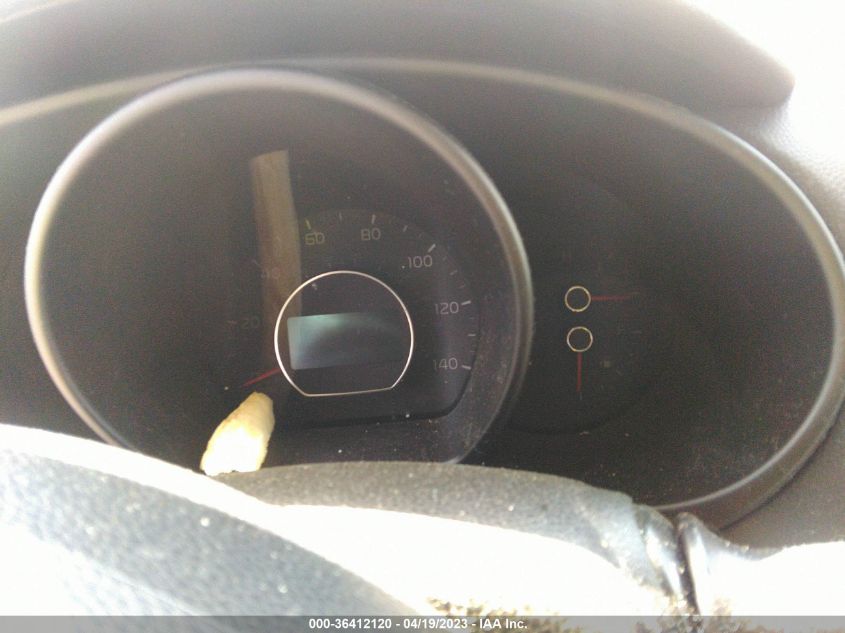 2015 KIA SOUL + - KNDJP3A56F7801995