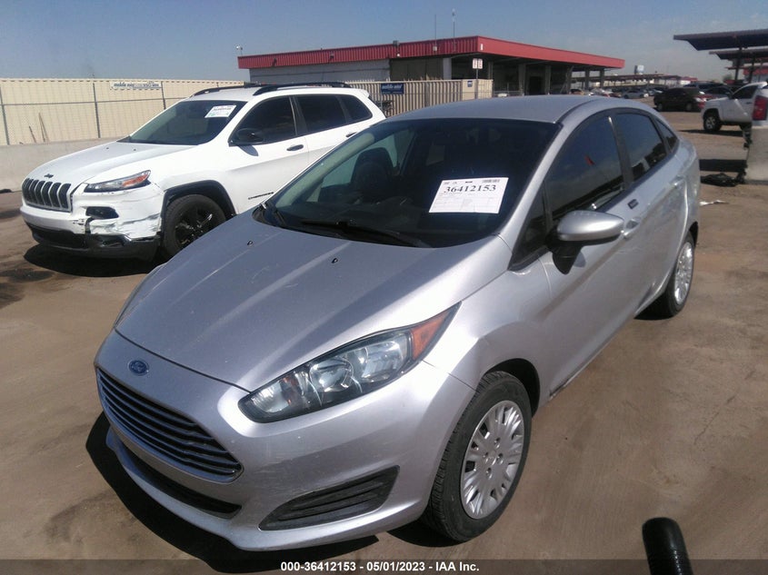 VIN 3FADP4AJ8JM117387 2018 FORD FIESTA S