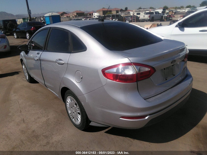 VIN 3FADP4AJ8JM117387 2018 FORD FIESTA S
