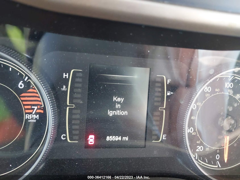 VIN 1C4PJLCB0JD560735 2018 JEEP CHEROKEE LATITUDE