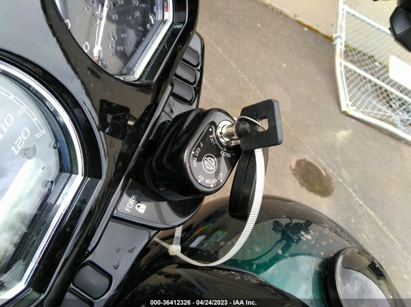 2021 HARLEY-DAVIDSON FLTRXS 1HD1KTP29MB666743