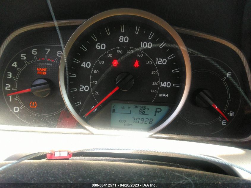 2013 TOYOTA RAV4 XLE - 2T3RFREV6DW053074