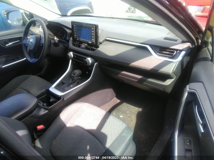 2021 TOYOTA RAV4 XLE - 2T3P1RFV6MW156404