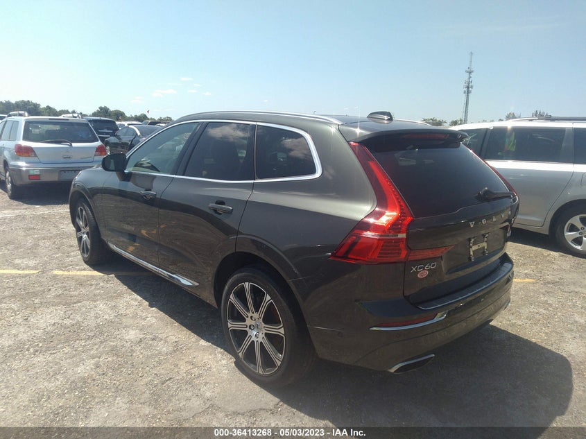 VIN YV4102RL3M1876832 2021 VOLVO XC60 INSCRIPTION