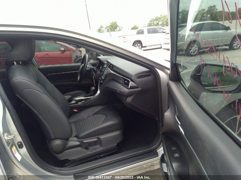 2019 TOYOTA CAMRY SE - 4T1B11HK0KU743606