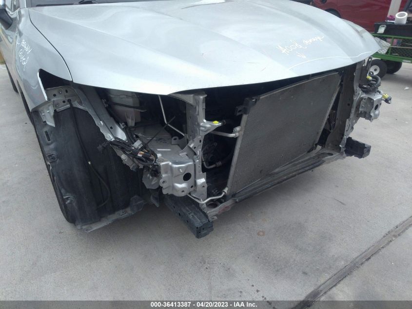 2019 TOYOTA CAMRY SE - 4T1B11HK0KU743606