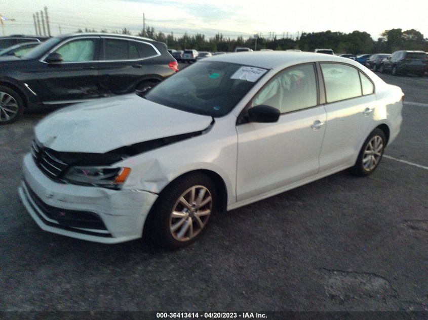 2015 VOLKSWAGEN JETTA SEDAN 1.8T SE - 3VWD17AJ2FM258358