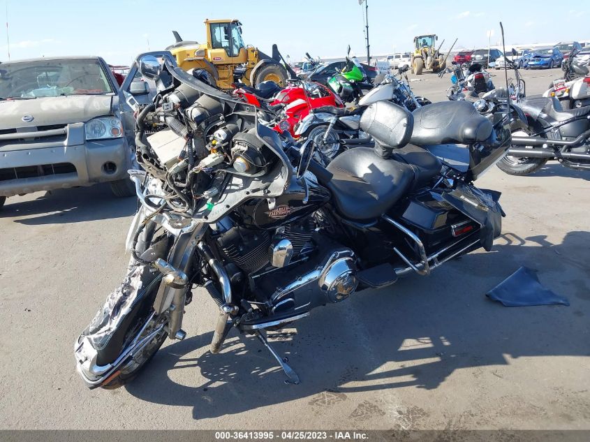 2010 HARLEY-DAVIDSON FLHTC 1HD1FF418AB652877