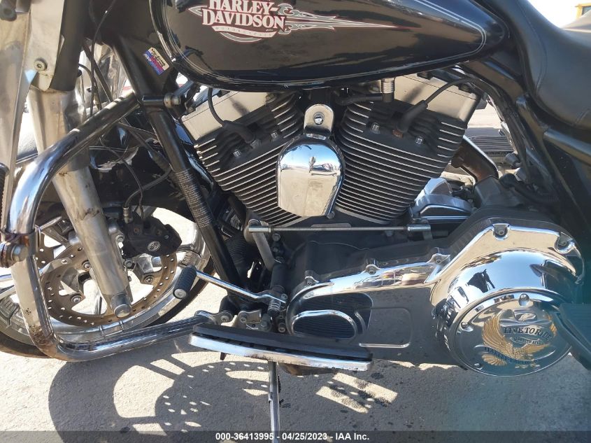 2010 HARLEY-DAVIDSON FLHTC 1HD1FF418AB652877