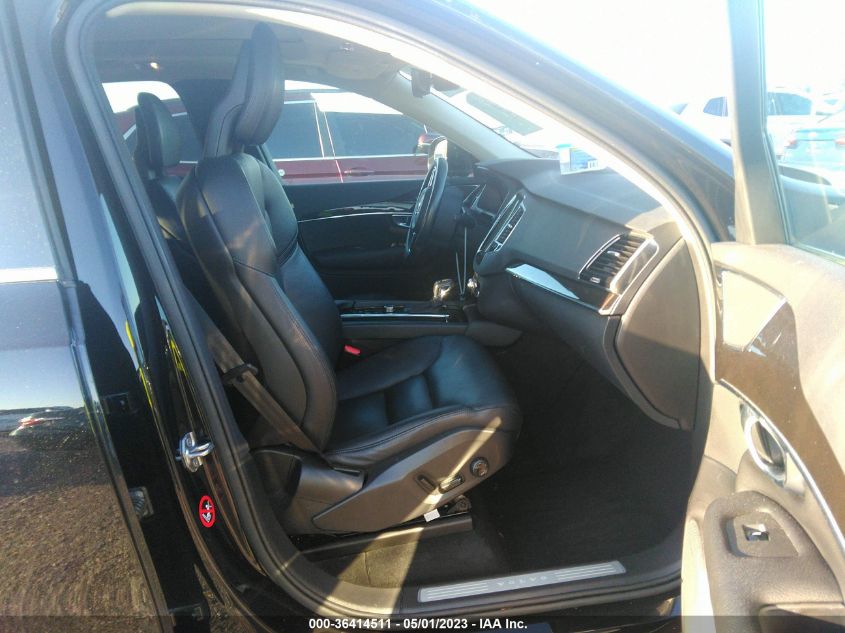 2018 VOLVO XC90 MOMENTUM - YV4102CK8J1347646