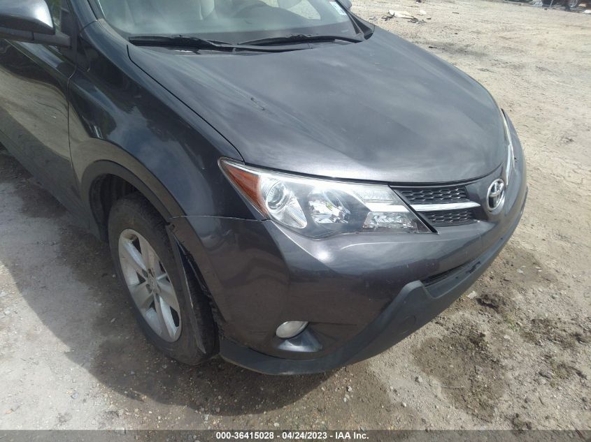2014 TOYOTA RAV4 XLE - JTMWFREV8EJ019317