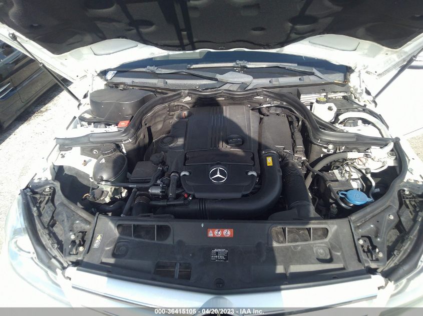 2013 MERCEDES-BENZ C 250 SPORT/LUXURY WDDGF4HB7DA752696
