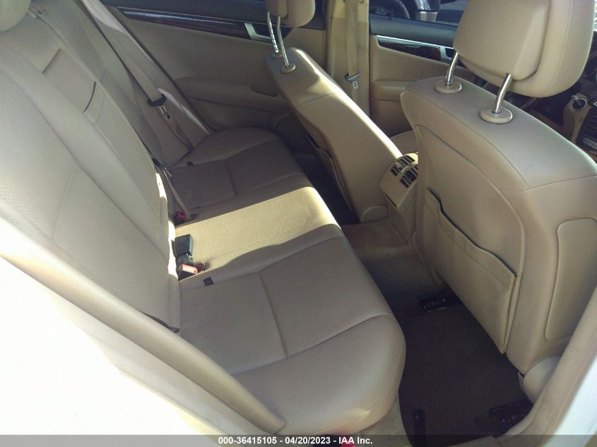 2013 MERCEDES-BENZ C 250 SPORT/LUXURY WDDGF4HB7DA752696
