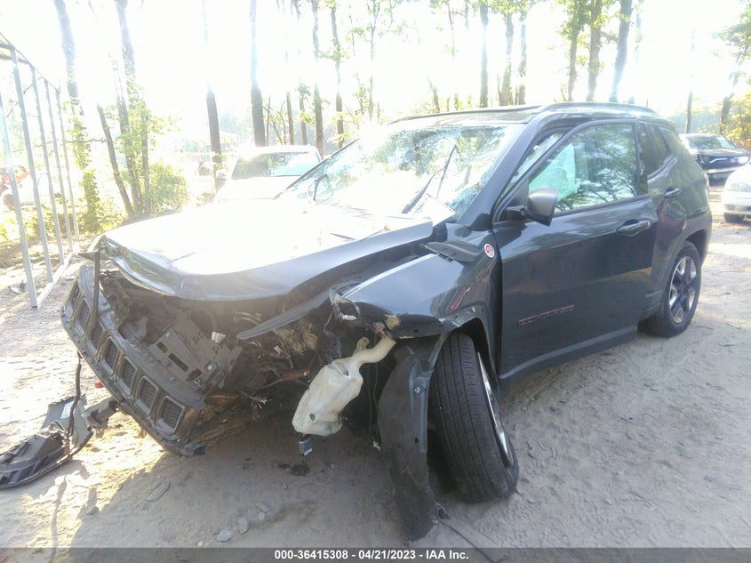 VIN 3C4NJDDB8JT163621 2018 JEEP COMPASS TRAILHAWK
