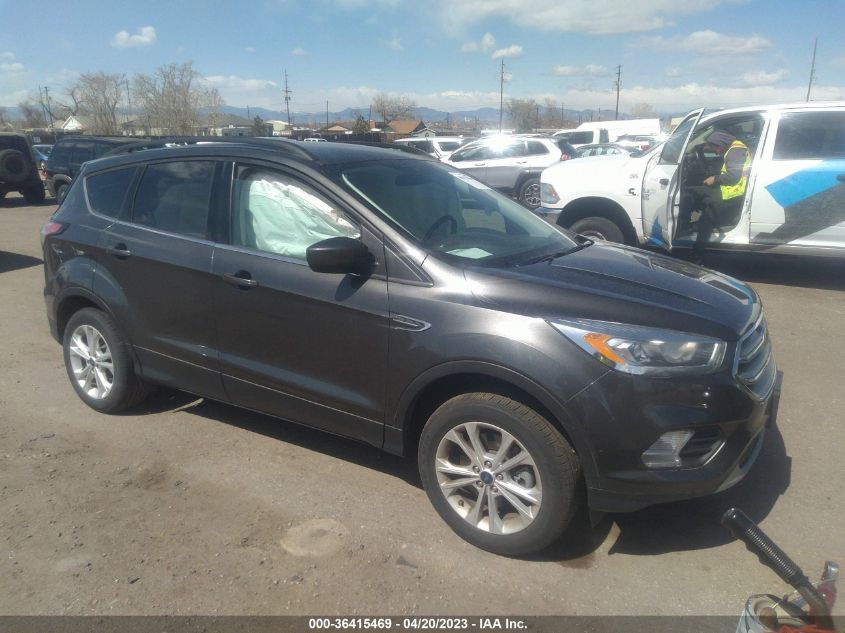 2017 FORD ESCAPE SE - 1FMCU9G99HUD96066