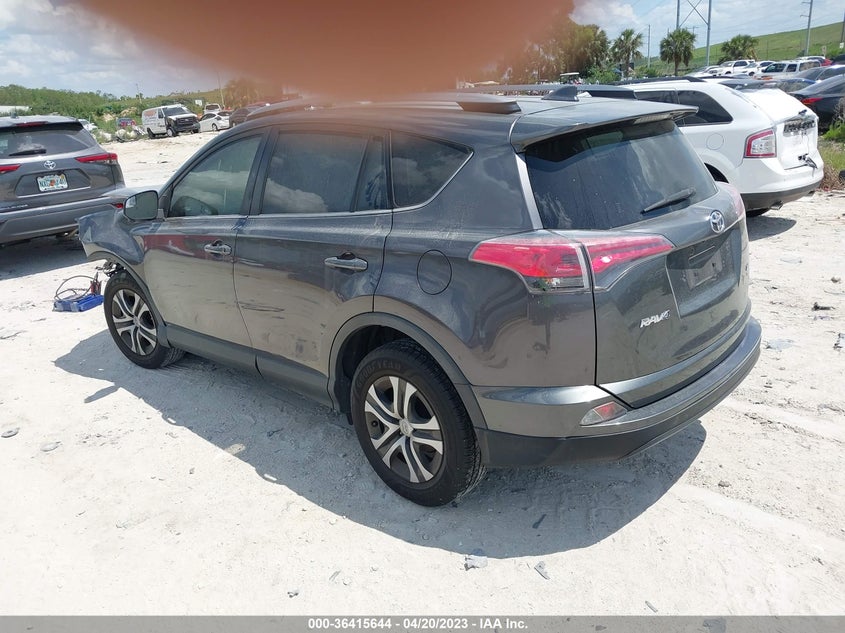 VIN JTMZFREV9JJ741578 2018 TOYOTA RAV4 LE