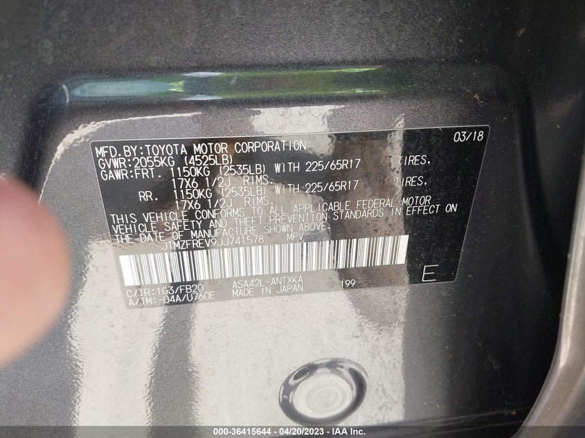 VIN JTMZFREV9JJ741578 2018 TOYOTA RAV4 LE