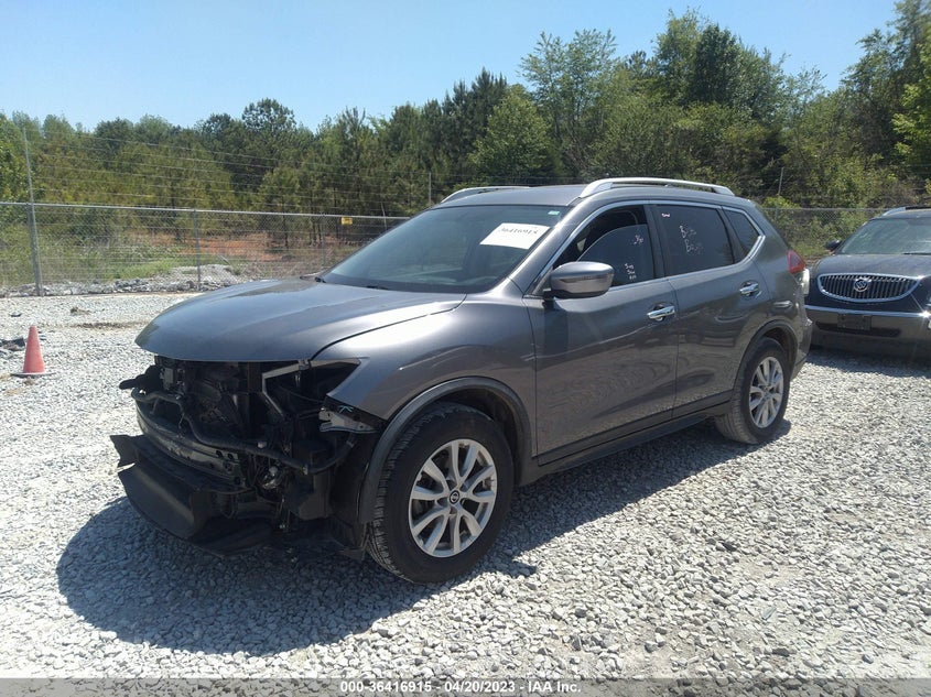 VIN KNMAT2MT2JP566147 2018 NISSAN ROGUE SV