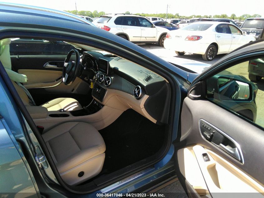 2015 MERCEDES-BENZ GLA-CLASS GLA 250 - WDCTG4EB2FJ115691