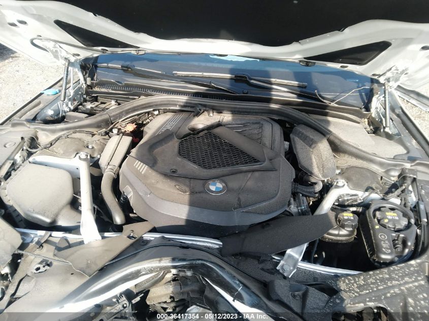 2022 BMW 8 SERIES 840I WBAGV4C00NCH99612