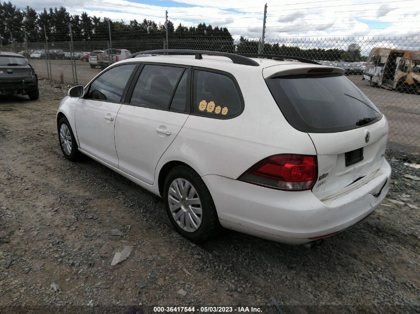 2013 VOLKSWAGEN JETTA SPORTWAGEN S - 3VWPP7AJ8DM672298