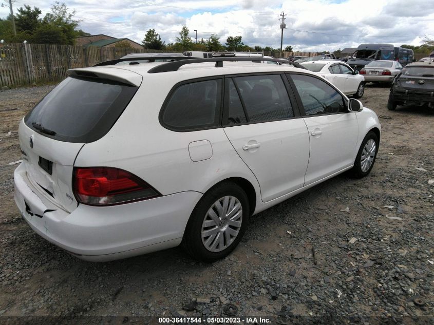 2013 VOLKSWAGEN JETTA SPORTWAGEN S - 3VWPP7AJ8DM672298