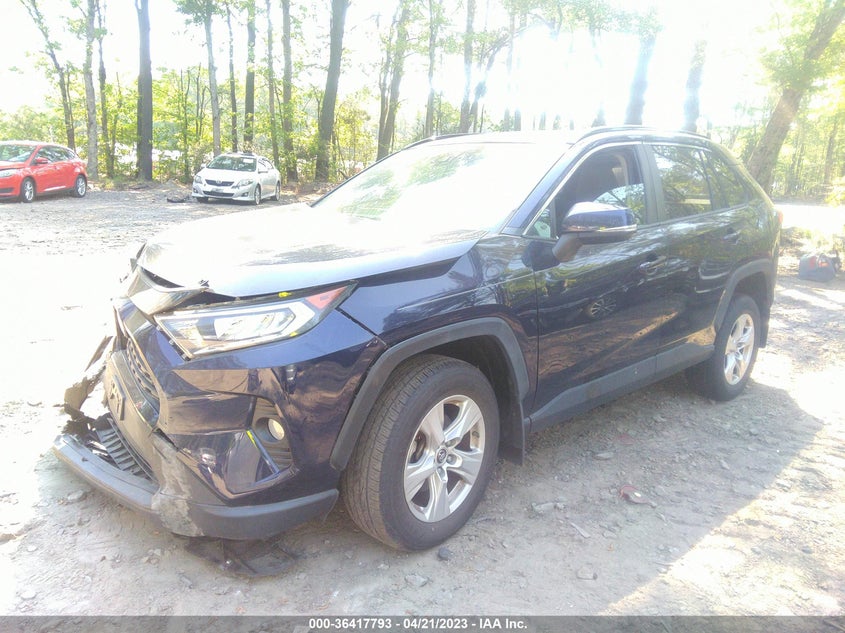 VIN JTMP1RFV7KD028604 2019 TOYOTA RAV4 XLE
