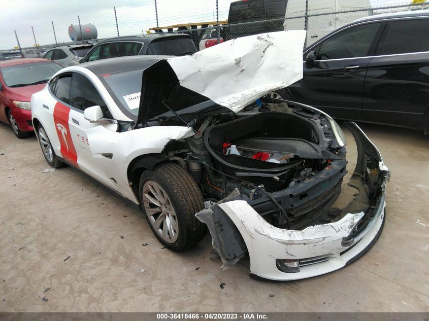 2014 TESLA MODEL S 60 KWH BATTERY/P85 - 5YJSA1H16EFP47961