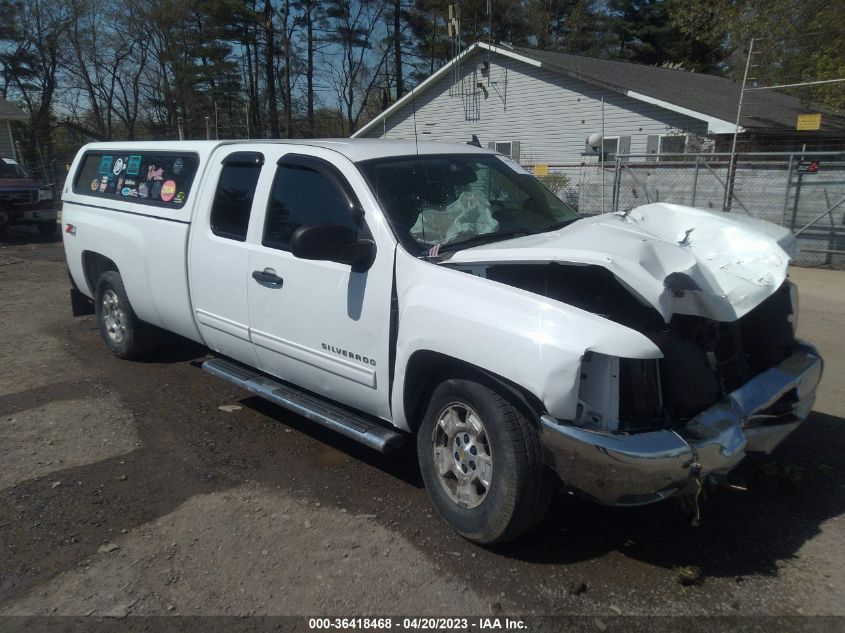 2013 CHEVROLET SILVERADO 1500 LT - 1GCRKSE03DZ190013