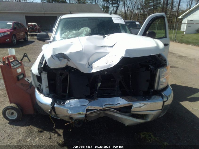 2013 CHEVROLET SILVERADO 1500 LT - 1GCRKSE03DZ190013