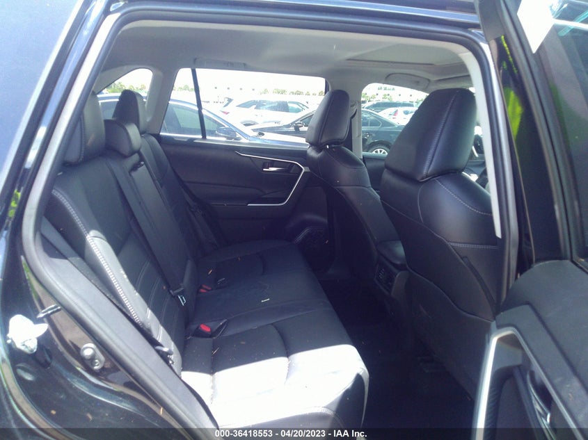 VIN 2T3C1RFV5MC167166 2021 TOYOTA RAV4 XLE PREMIUM