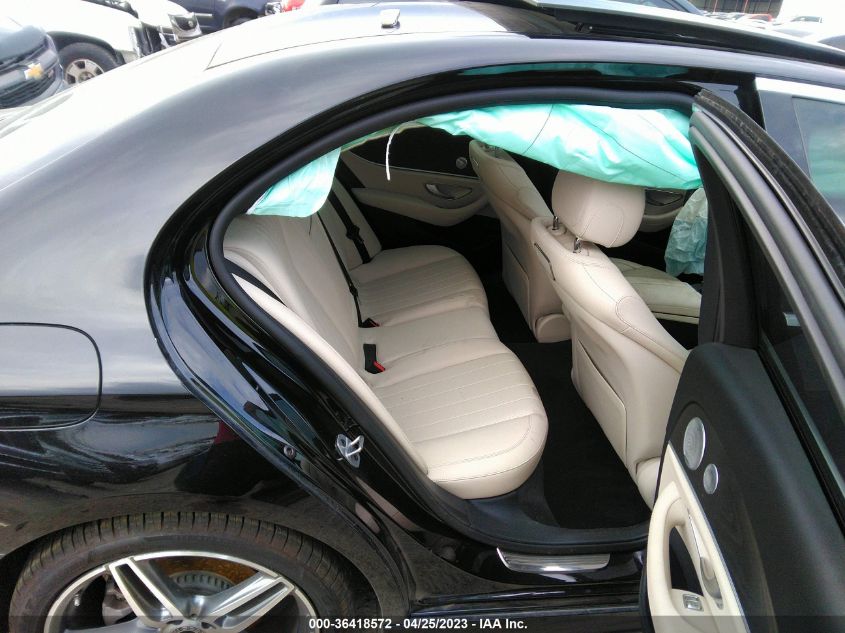 2019 MERCEDES-BENZ E-CLASS E 300 - WDDZF4JB1KA582139