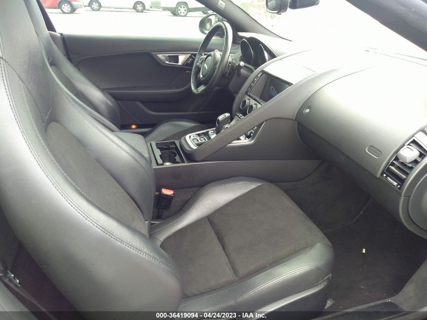 2017 JAGUAR F-TYPE SAJWA6ATXH8K35832